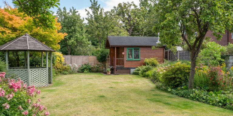 2 Alderfield Road, Chorlton - Garden