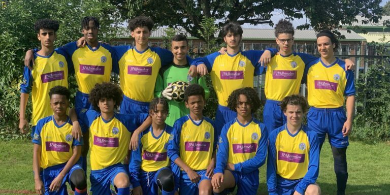 Flecther Moss U16's kit 2021-2022