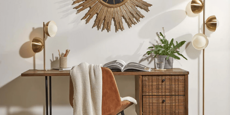 Ruma desk