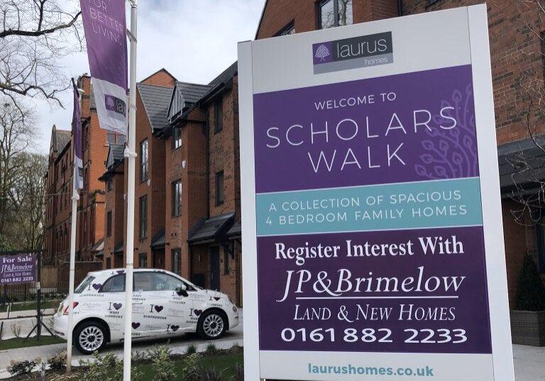Scholars Walk, WR